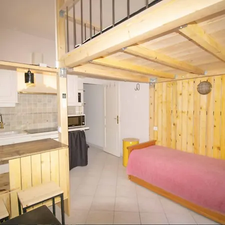 Appartamento Cosy And Bright Studio At 1 Min Walk From The Sea Fréjus